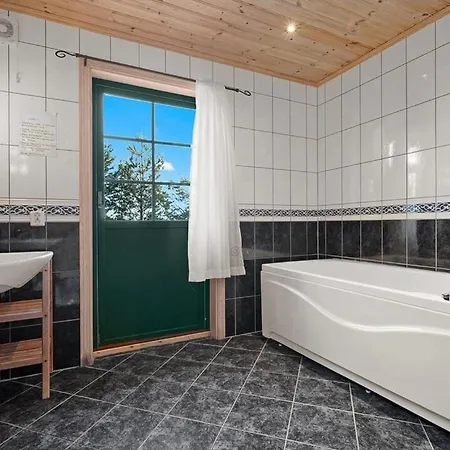 Dom wakacyjny Large Family - Spa, Fireplace, Nature & *